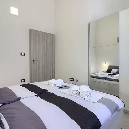 Vila Sissano Mit Privatem Pool In Naehe
